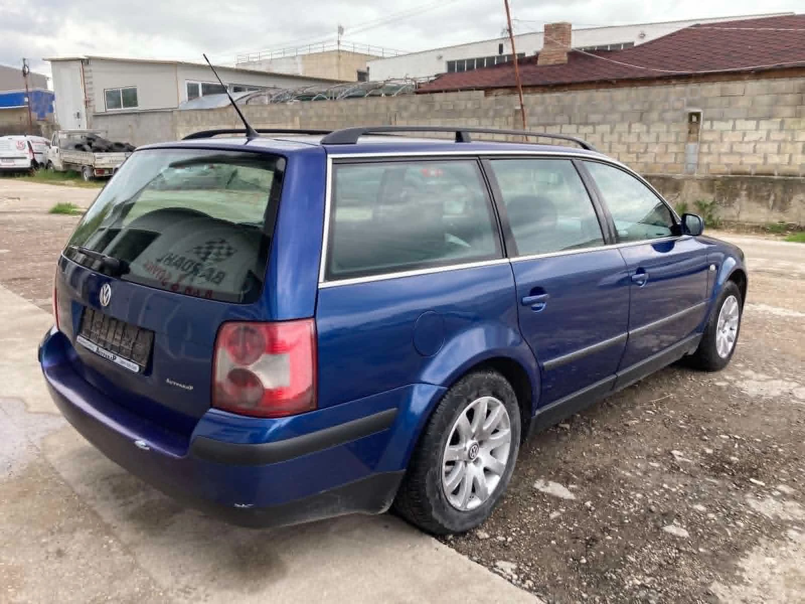 VW Passat 1, 9 TDI AVF 131.C.6CK, снимка 8 - Автомобили и джипове - 55056848