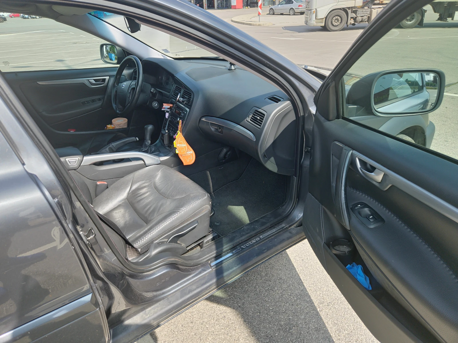 Volvo Xc70, снимка 7 - Автомобили и джипове - 55142565