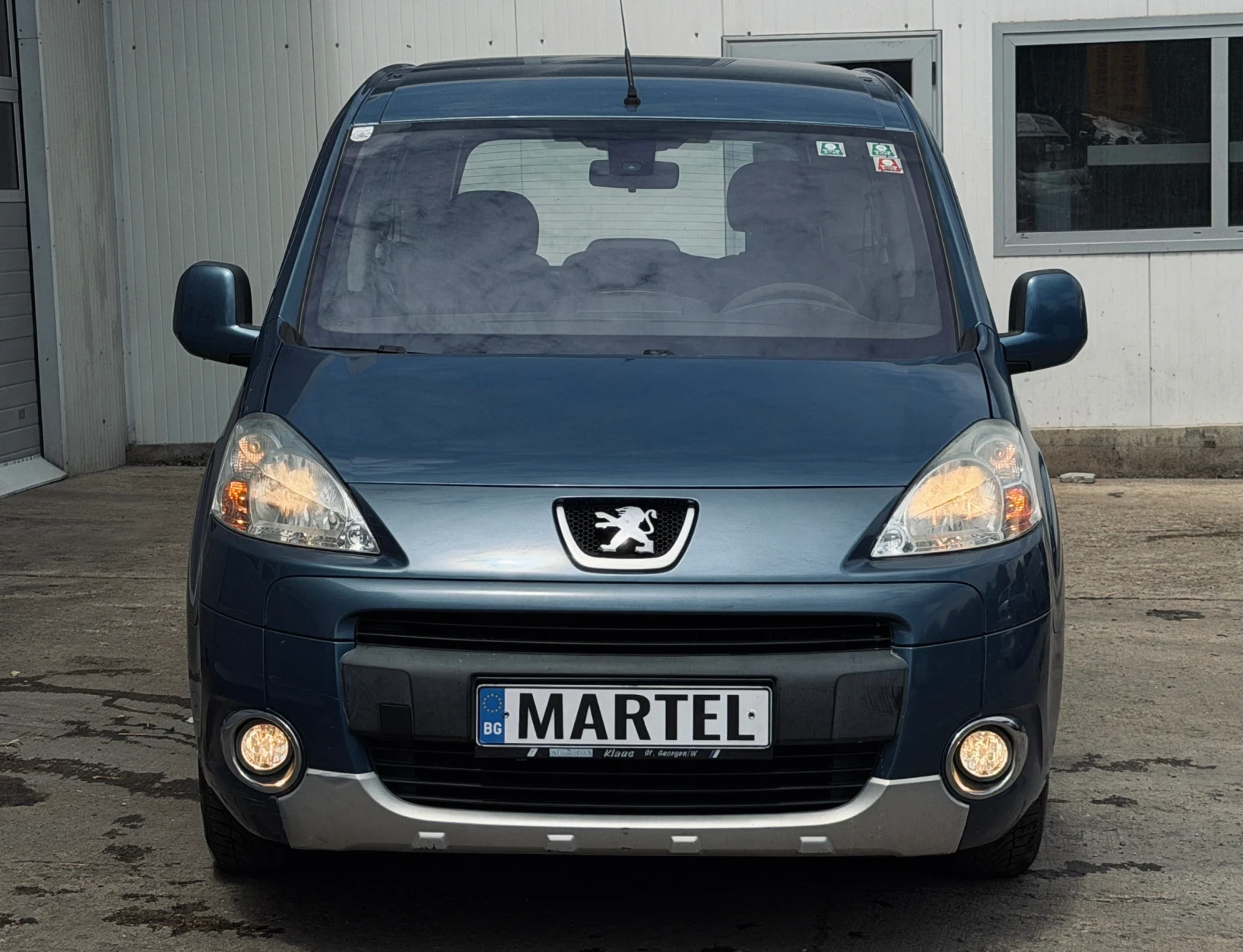 Peugeot Partner 1.6HDI / КЛИМА, снимка 2 - Автомобили и джипове - 55222736