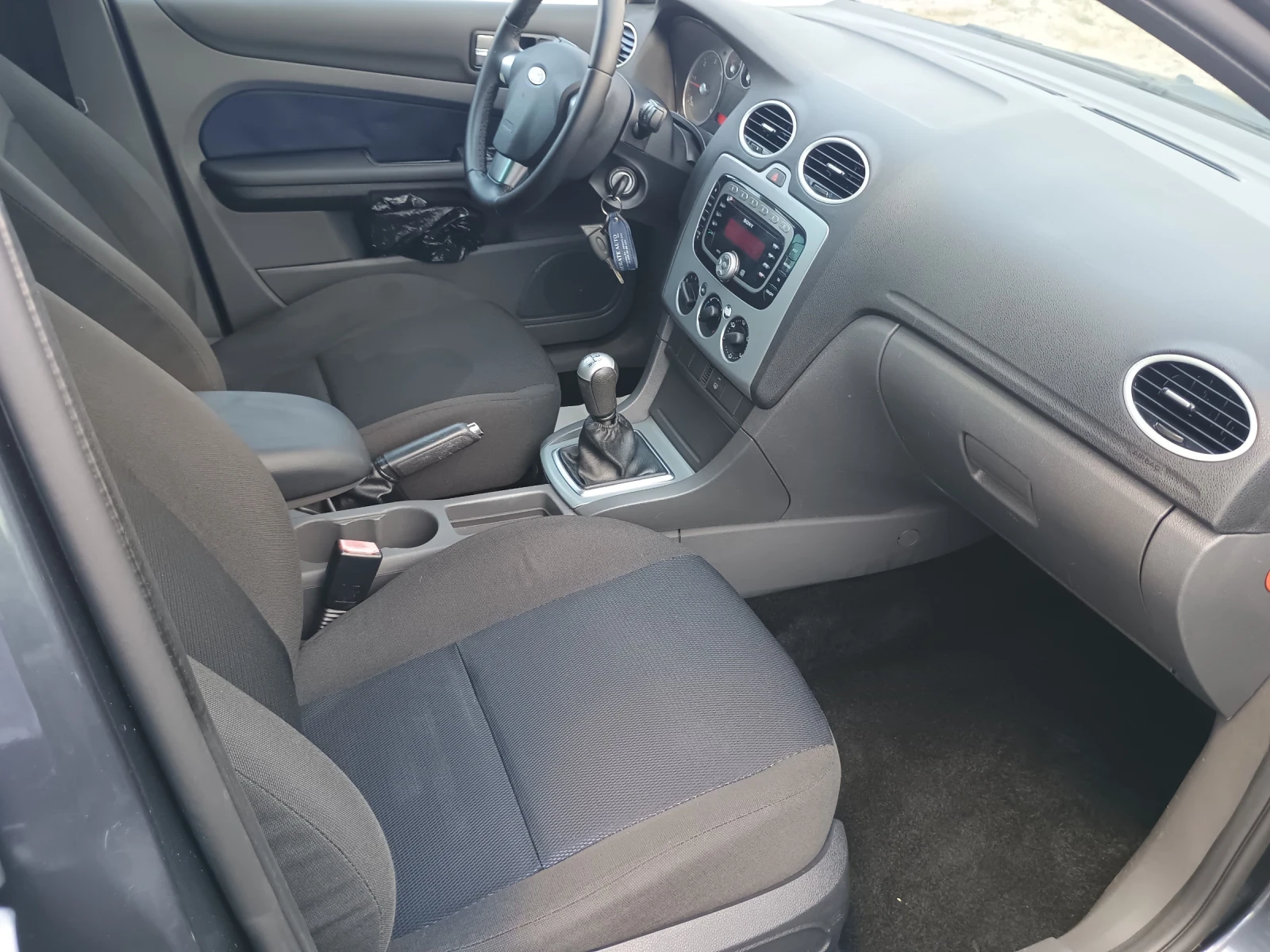Ford Focus 1.6TDCI, снимка 14 - Автомобили и джипове - 55322499