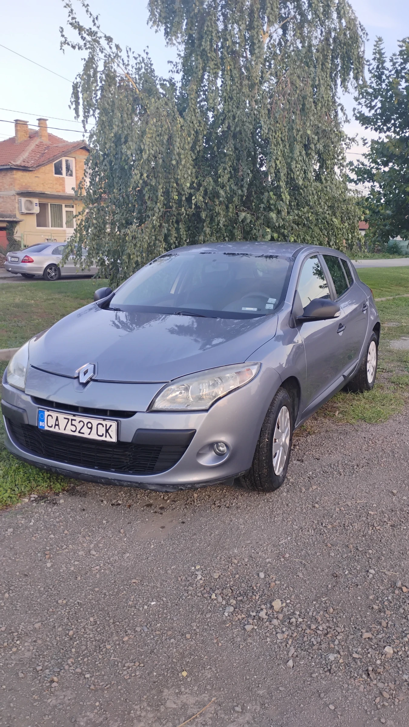 Renault Megane  1.5 DCI, снимка 14 - Автомобили и джипове - 55381428