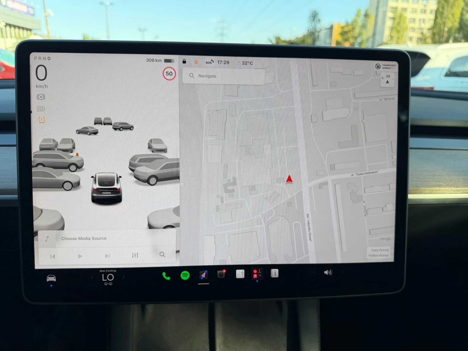 Tesla Model Y, снимка 12 - Автомобили и джипове - 56131930