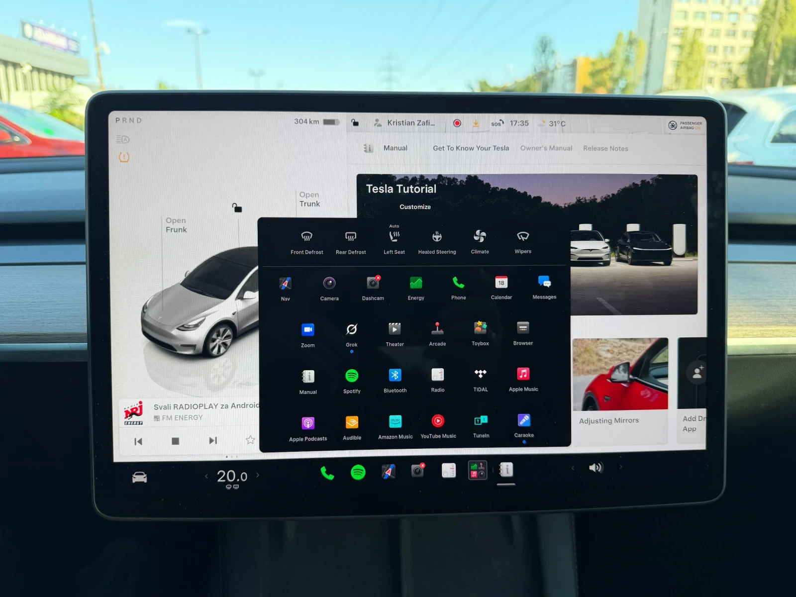Tesla Model Y, снимка 14 - Автомобили и джипове - 56131930