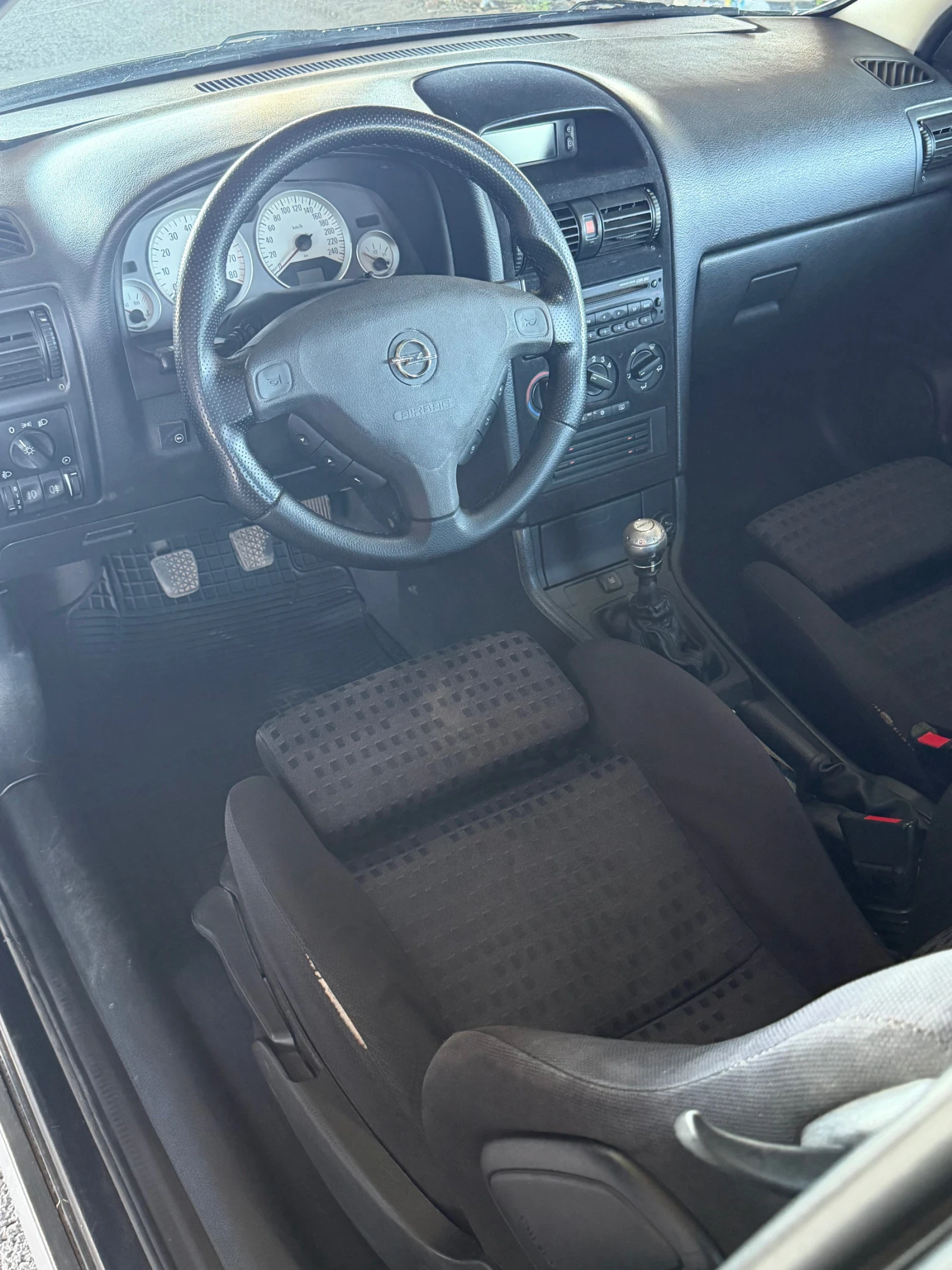 Opel Astra 2.0 OPC 160к.с., снимка 10 - Автомобили и джипове - 56365478