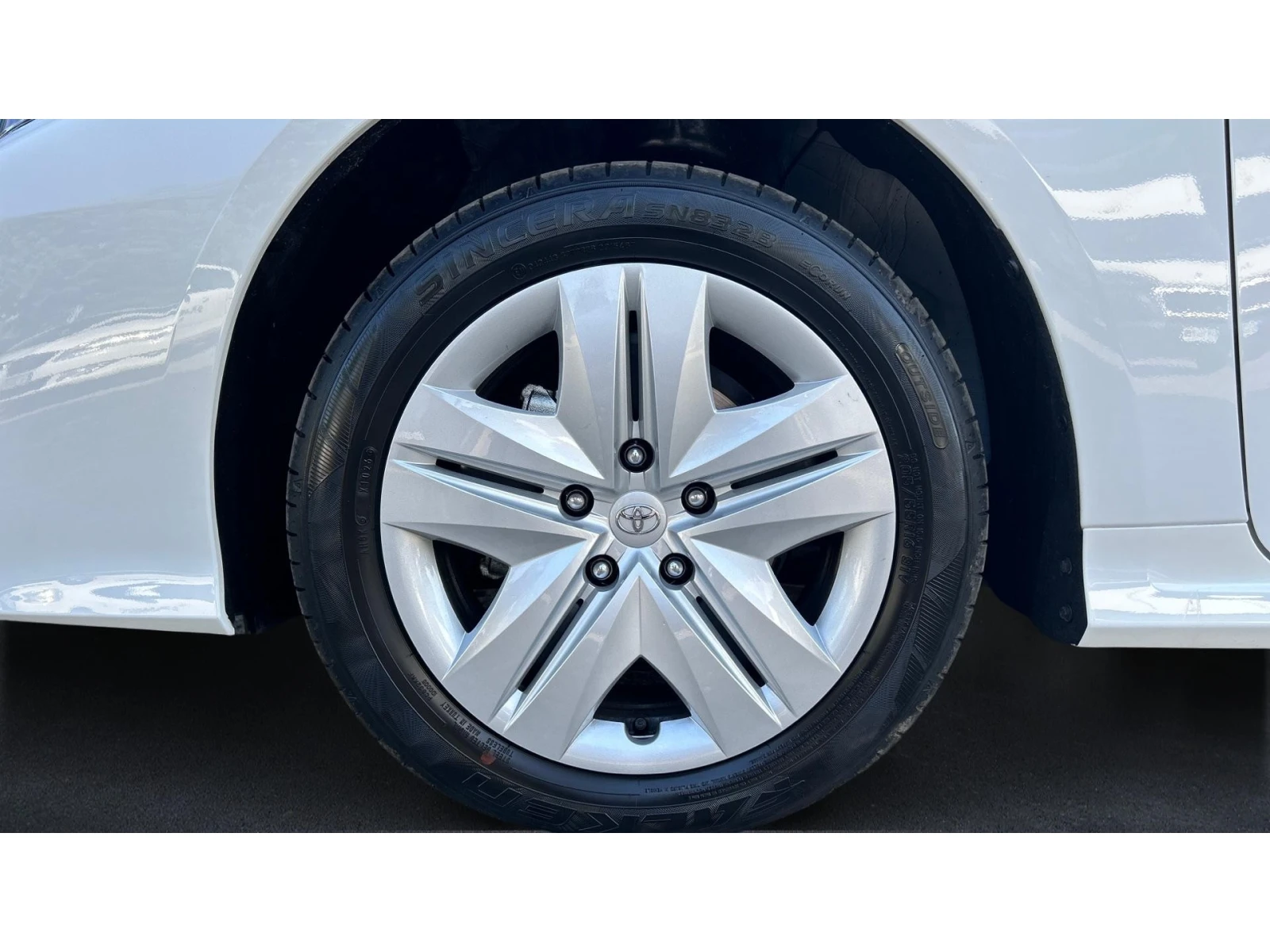 Toyota Corolla ������� ������ �� 265   | Mobile.bg � ����������� 16