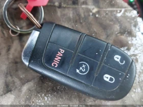 Jeep Renegade 2.4L I-4 VVT, 180HP 4X4 Drive, снимка 11