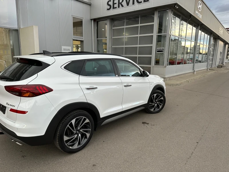 Hyundai Tucson, снимка 6 - Автомобили и джипове - 47088161