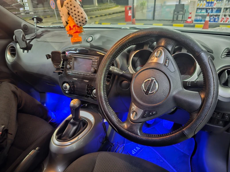 Nissan Juke 1.6 i, снимка 4 - Автомобили и джипове - 47442538