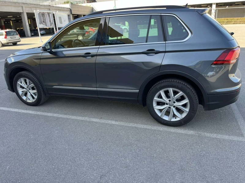 VW Tiguan FULL 4X4 190кс. DYNAUDIO 360 МАСАЖ , снимка 3 - Автомобили и джипове - 48096336