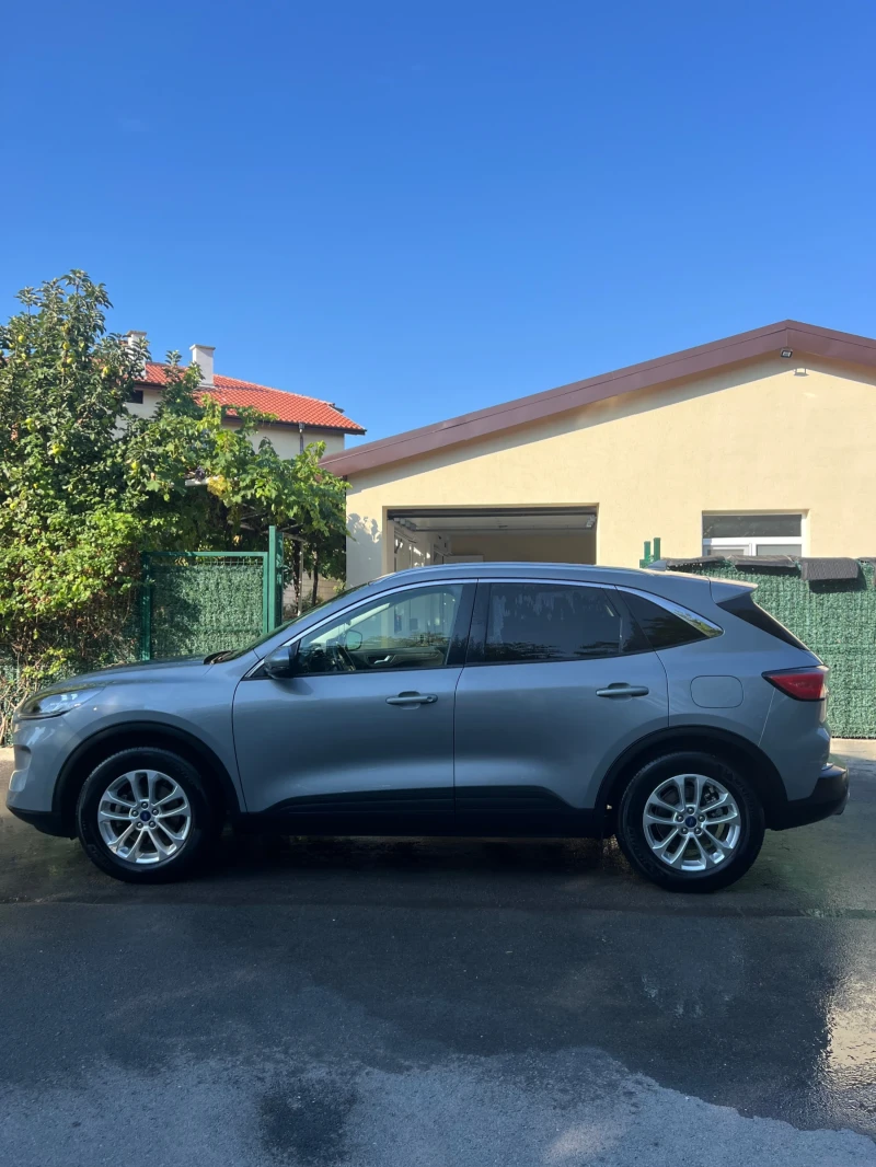 Ford Kuga 2021 190 к.с. , снимка 3 - Автомобили и джипове - 48620763