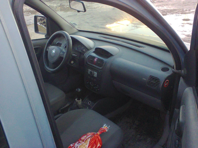 Opel Combo, снимка 12 - Автомобили и джипове - 48759698