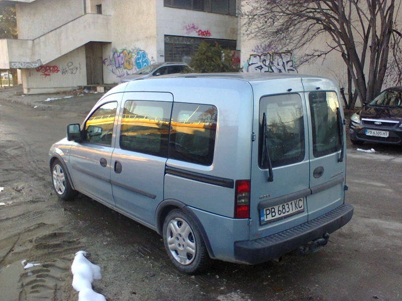 Opel Combo, снимка 5 - Автомобили и джипове - 48759698