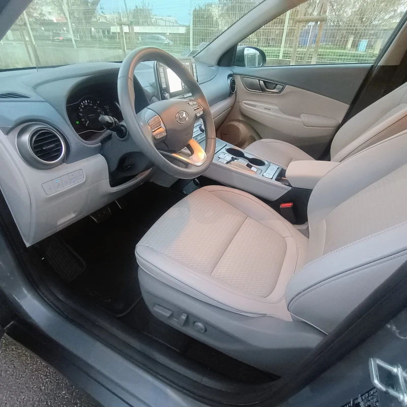 Hyundai Kona 01.2020 / 51800 km !!! 64 kw PREMIUM, снимка 10 - Автомобили и джипове - 52504595