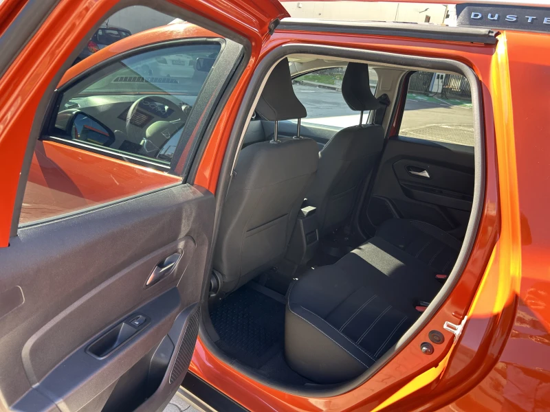 Dacia Duster ECO-G, снимка 6 - Автомобили и джипове - 53261934