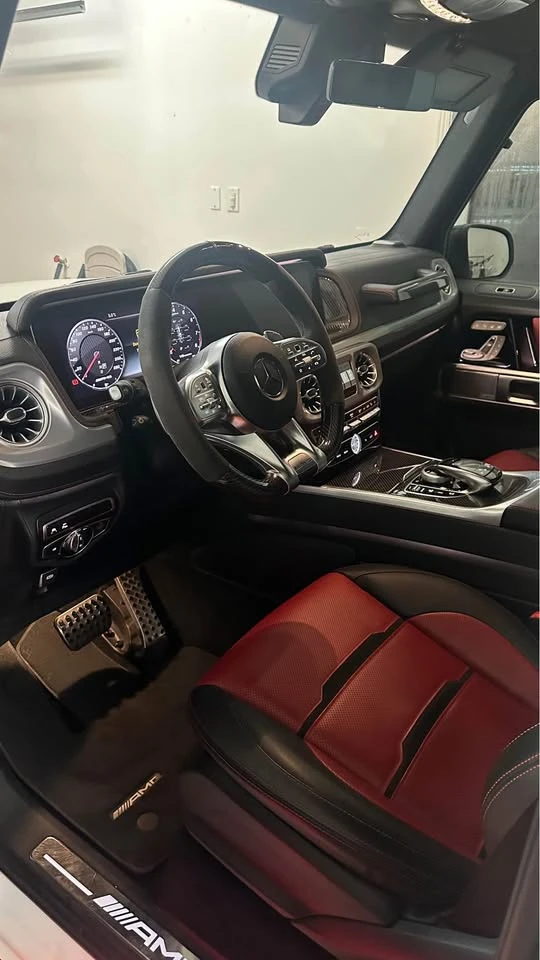 Mercedes-Benz G 63 AMG * FULL CARBON* CARFAX * БЕЗ ПЪРВОНАЧАЛНА ВНОСКА, снимка 5 - Автомобили и джипове - 52874314