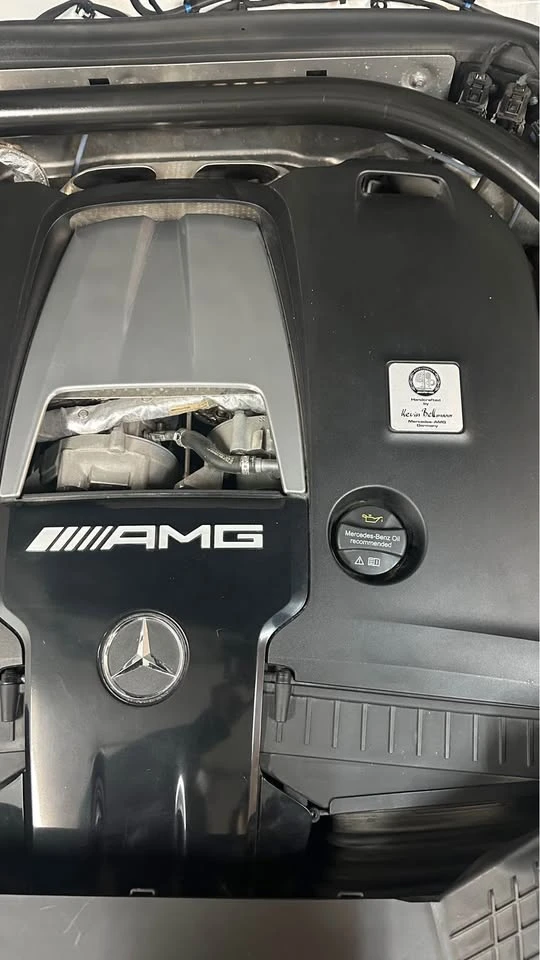 Mercedes-Benz G 63 AMG * FULL CARBON* CARFAX * БЕЗ ПЪРВОНАЧАЛНА ВНОСКА, снимка 6 - Автомобили и джипове - 52874314