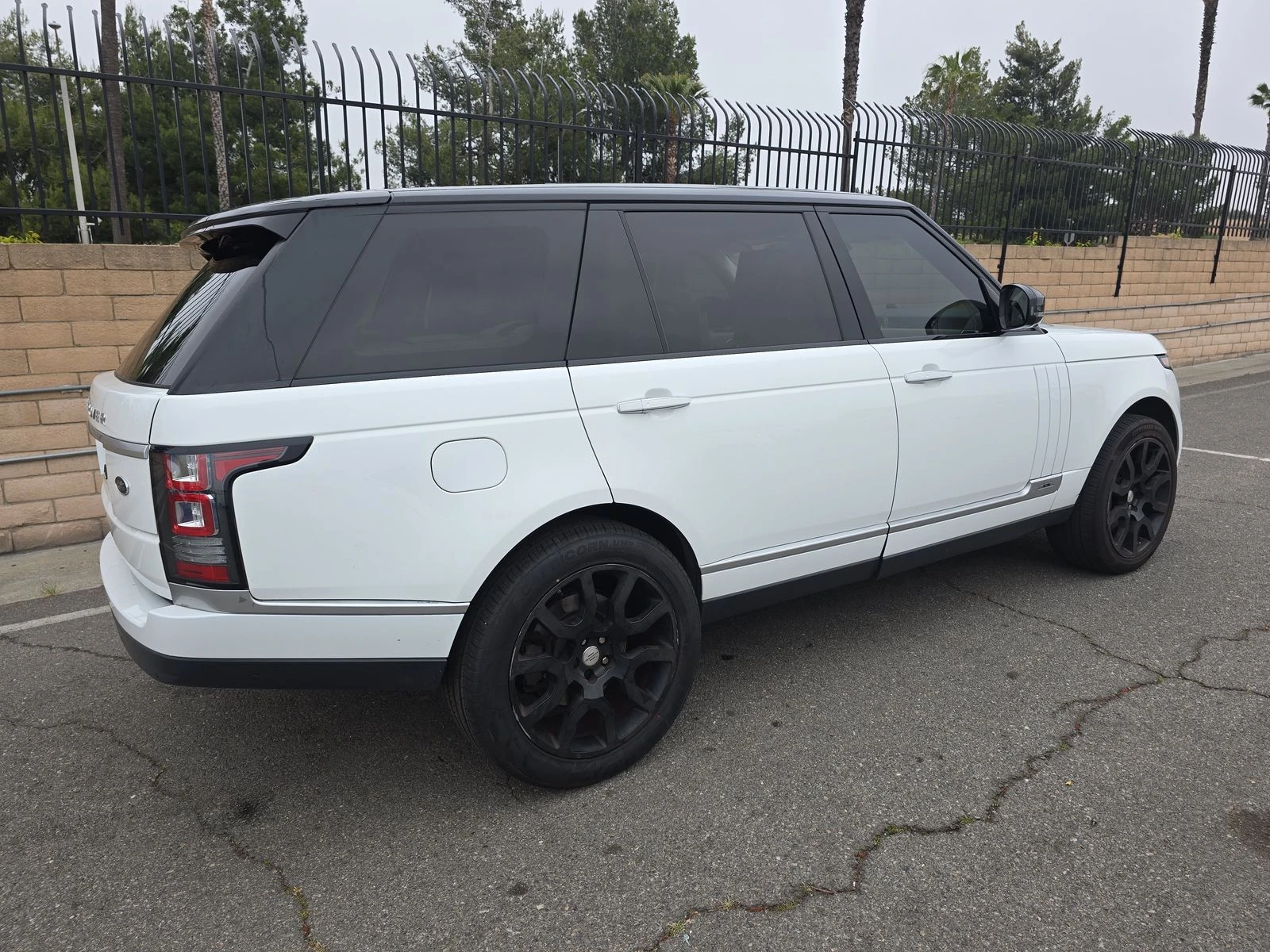 Land Rover Range rover Autobiography  - изображение 4