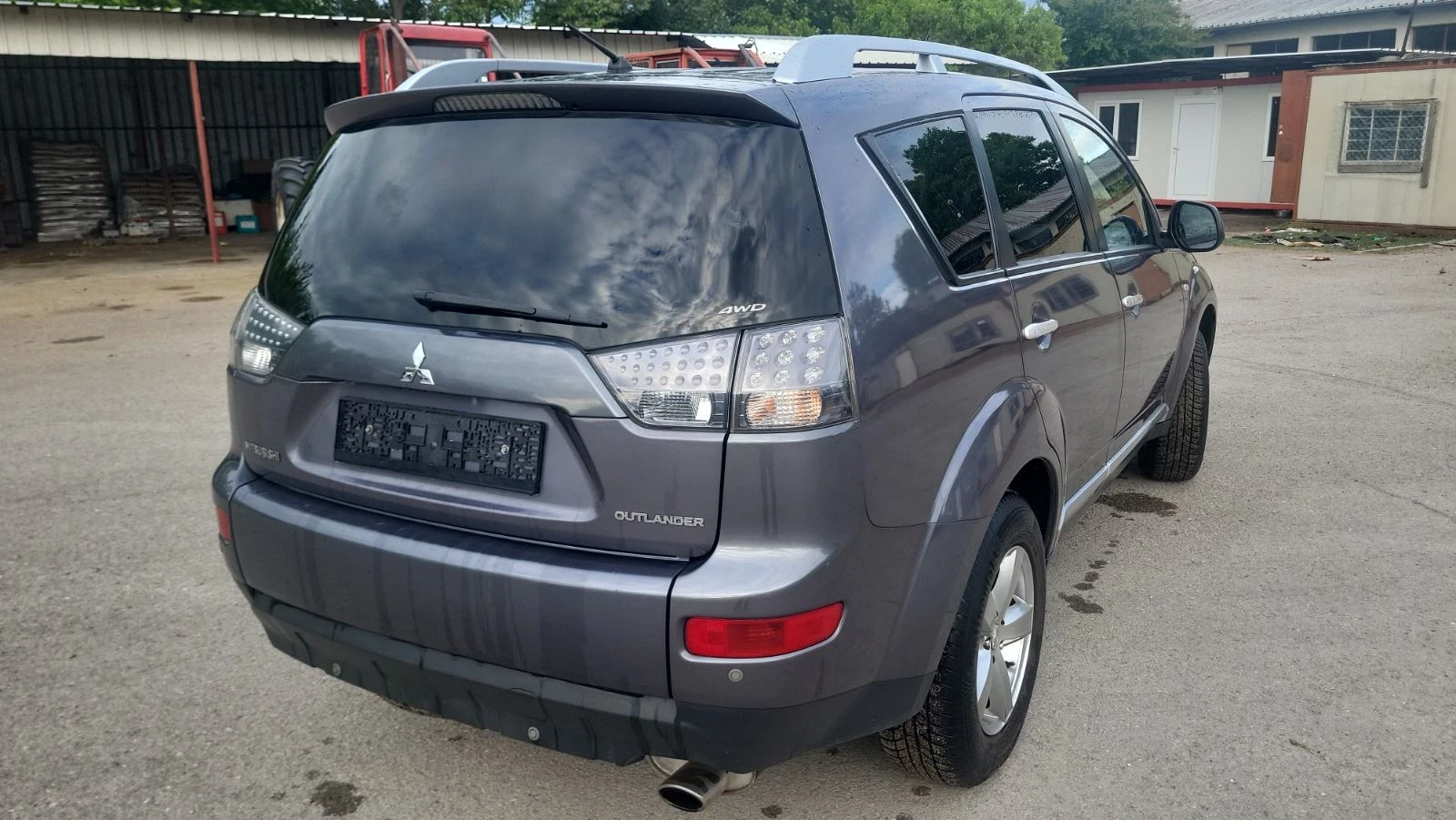 Mitsubishi Outlander  - изображение 4