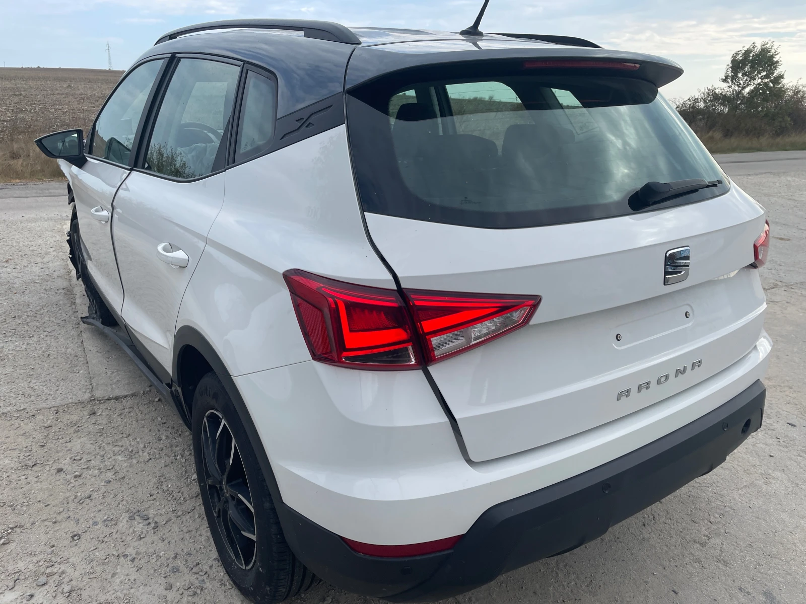 Seat Arona 1.0 TSI - изображение 6