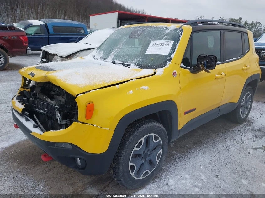 Jeep Renegade 2.4L I-4 VVT, 180HP 4X4 Drive - изображение 2