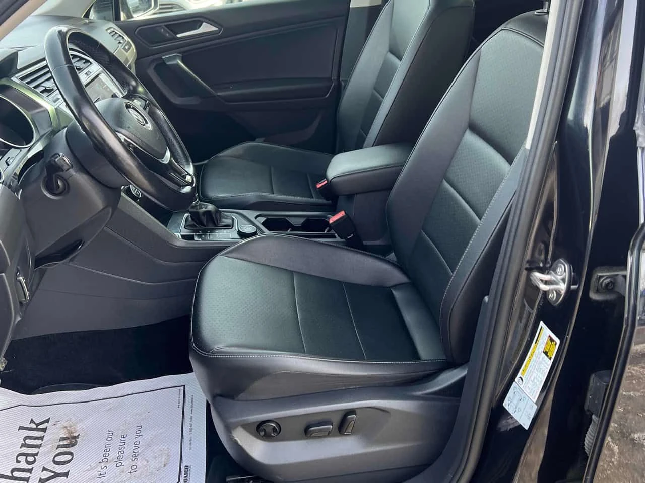 VW Tiguan SE 4MOTION | ШИБИДАХ | ПОДГРЕВИ | CAFAX, снимка 11 - Автомобили и джипове - 53751596