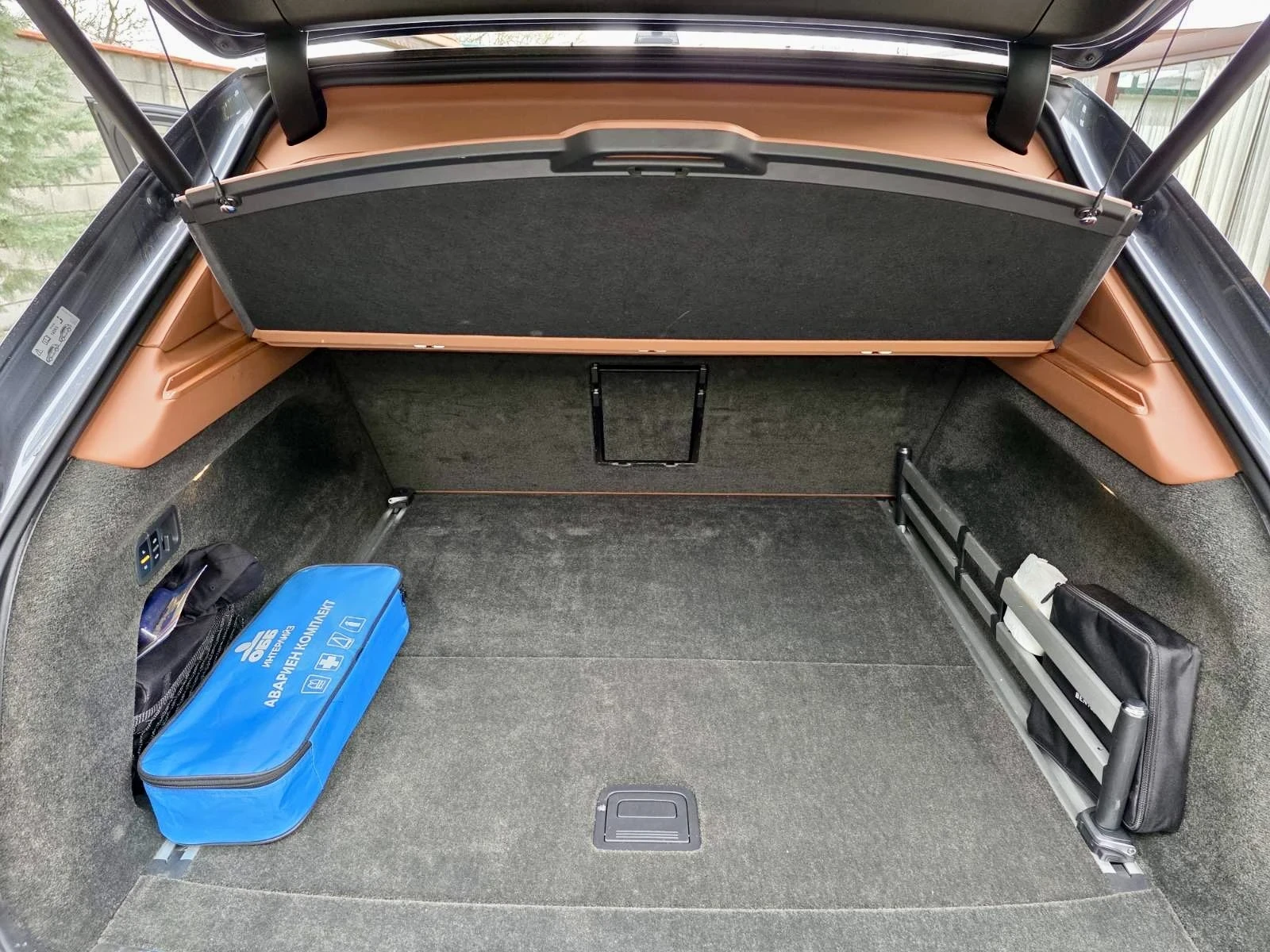 Bentley Bentayga, снимка 17 - Автомобили и джипове - 54168394