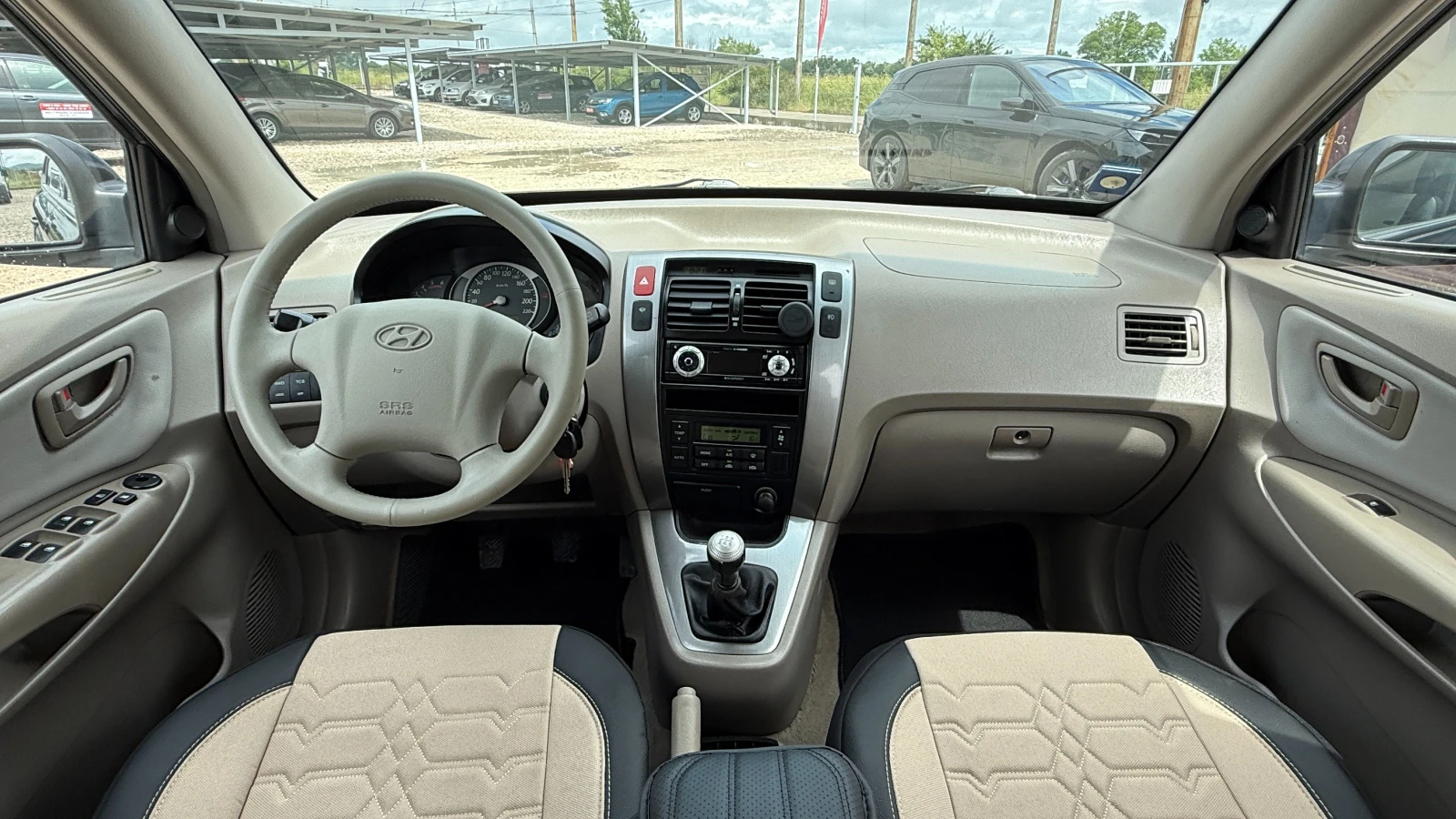 Hyundai Tucson 2.0CRDI/4WD/112кс/НОВ ВНОС ОТ ИТАЛИЯ, снимка 10 - Автомобили и джипове - 54753524