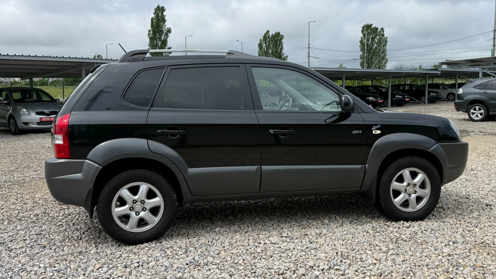 Hyundai Tucson 2.0CRDI/4WD/112кс/НОВ ВНОС ОТ ИТАЛИЯ, снимка 4 - Автомобили и джипове - 54753524