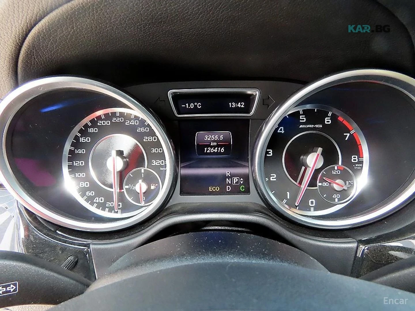 Mercedes-Benz ML 63 AMG 4MATIC/DISTRONIC/KEYLESS/KAMEPA, снимка 9 - Автомобили и джипове - 54763383
