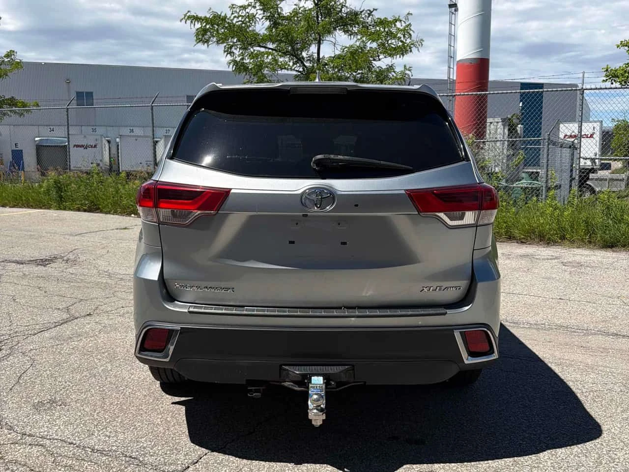 Toyota Highlander * XLE * CARFAX * ОПЦИЯ ЗА ФИНАНСИРАНЕ, снимка 4 - Автомобили и джипове - 54983942