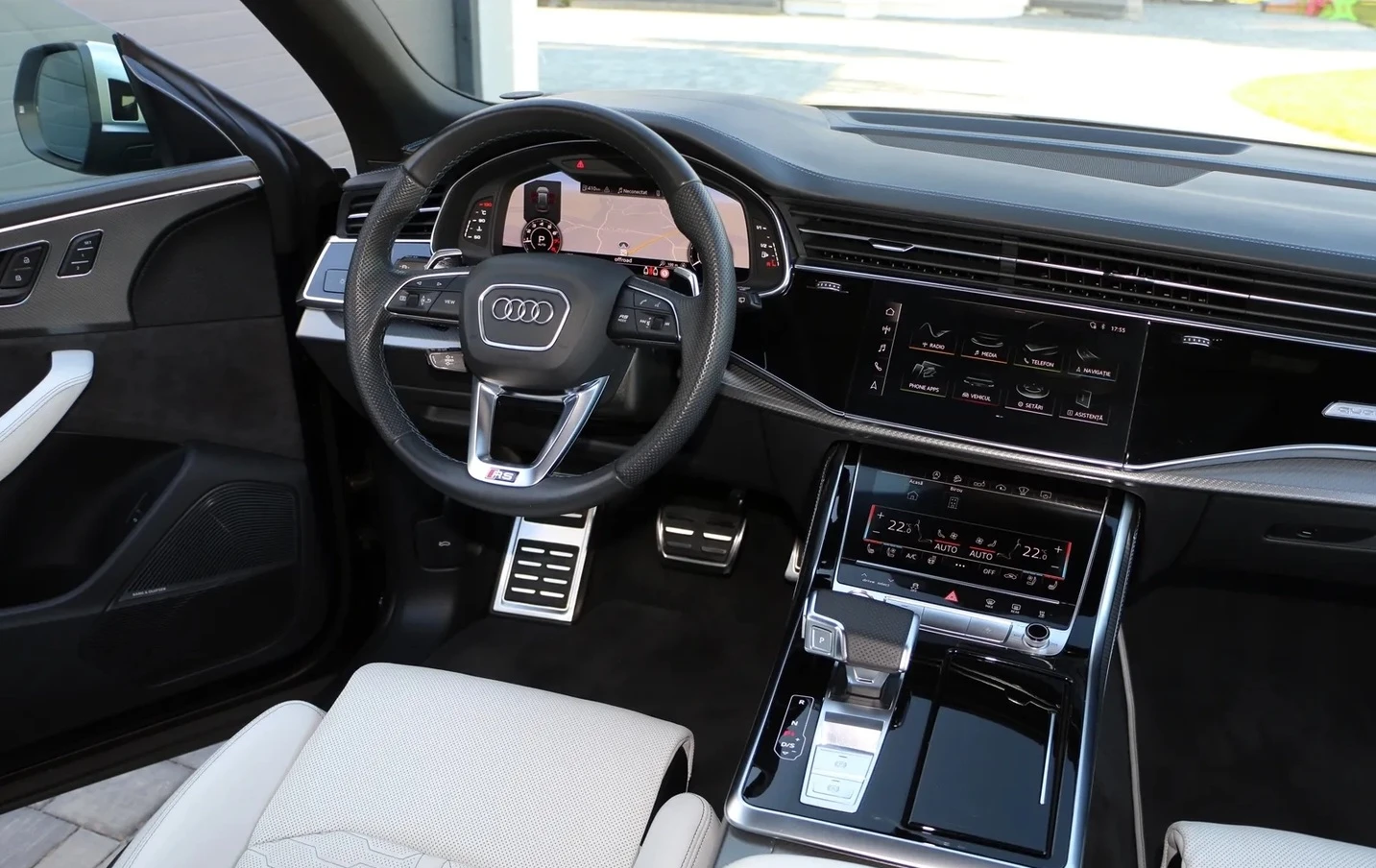 Audi RSQ8 4.0 Quattro , снимка 6 - Автомобили и джипове - 55554634