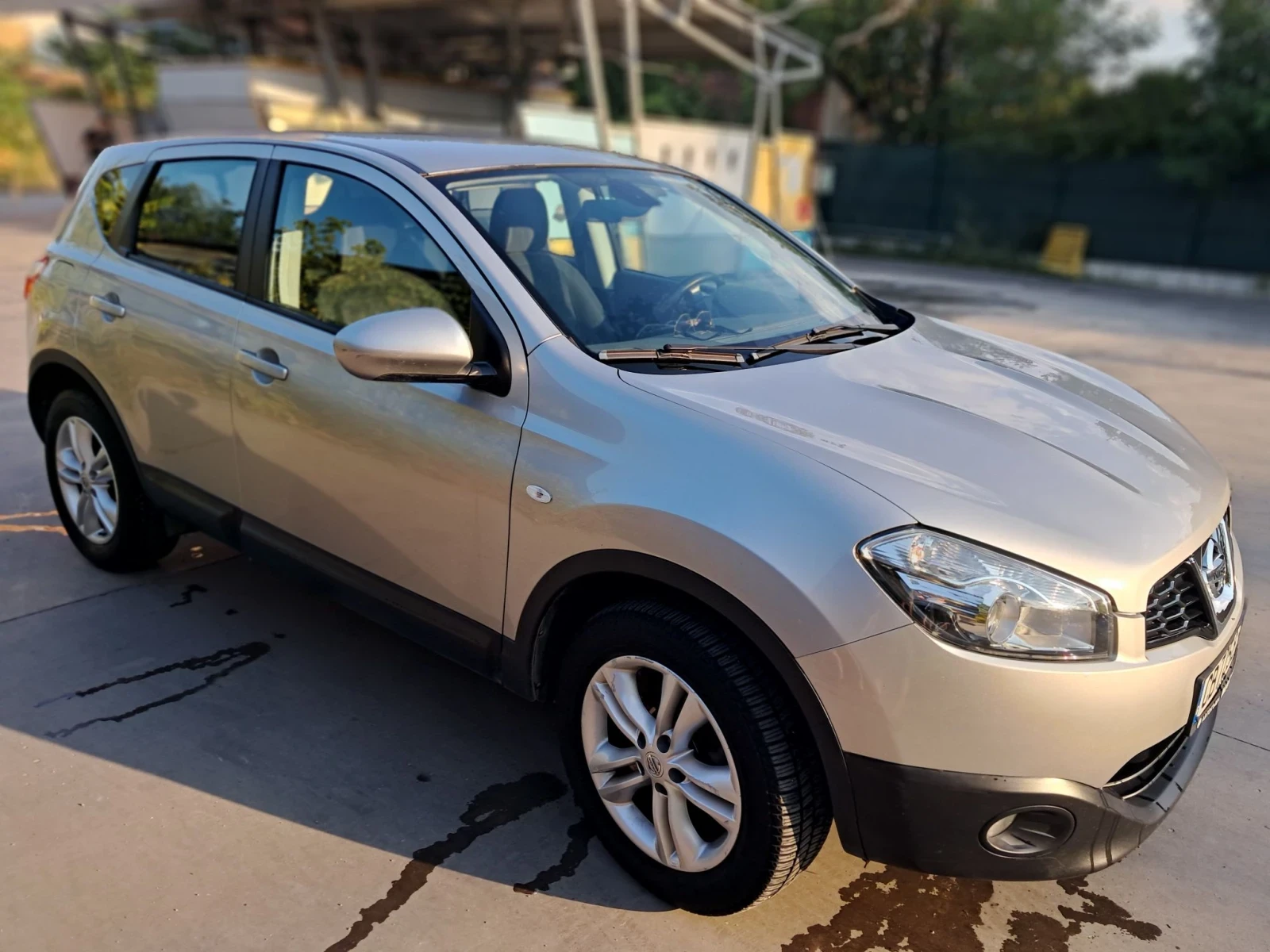 Nissan Qashqai, снимка 6 - Автомобили и джипове - 55597160