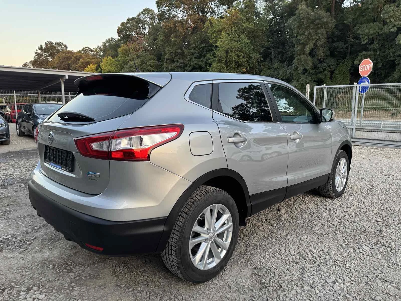 Nissan Qashqai 1.5DCI* NAVI* TOP* 169500km, снимка 5 - Автомобили и джипове - 55735447