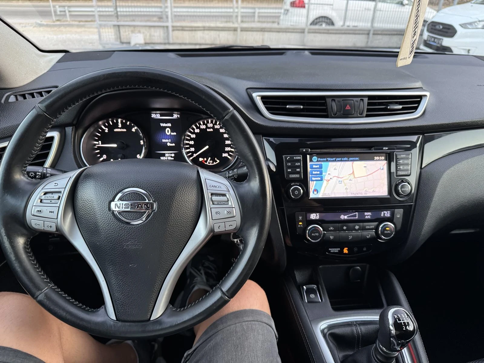 Nissan Qashqai 1.5DCI* NAVI* TOP* 169500km, снимка 10 - Автомобили и джипове - 55735447