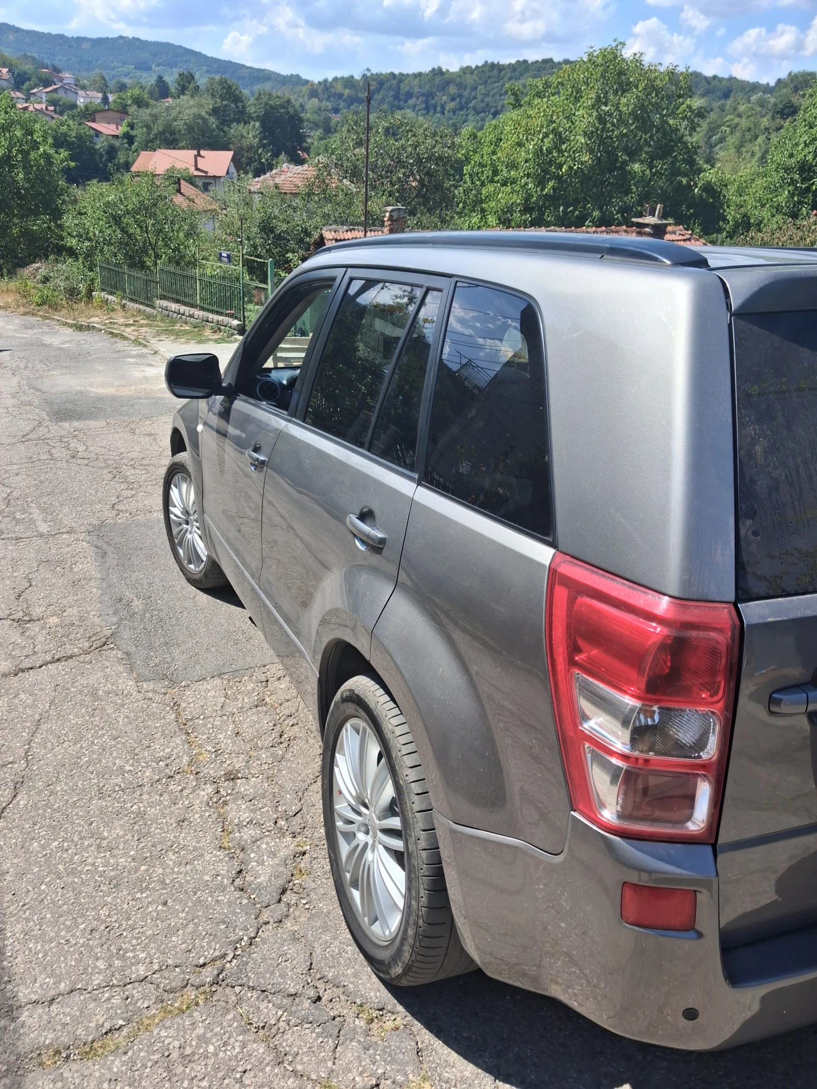 Suzuki Grand vitara, снимка 5 - Автомобили и джипове - 55987239