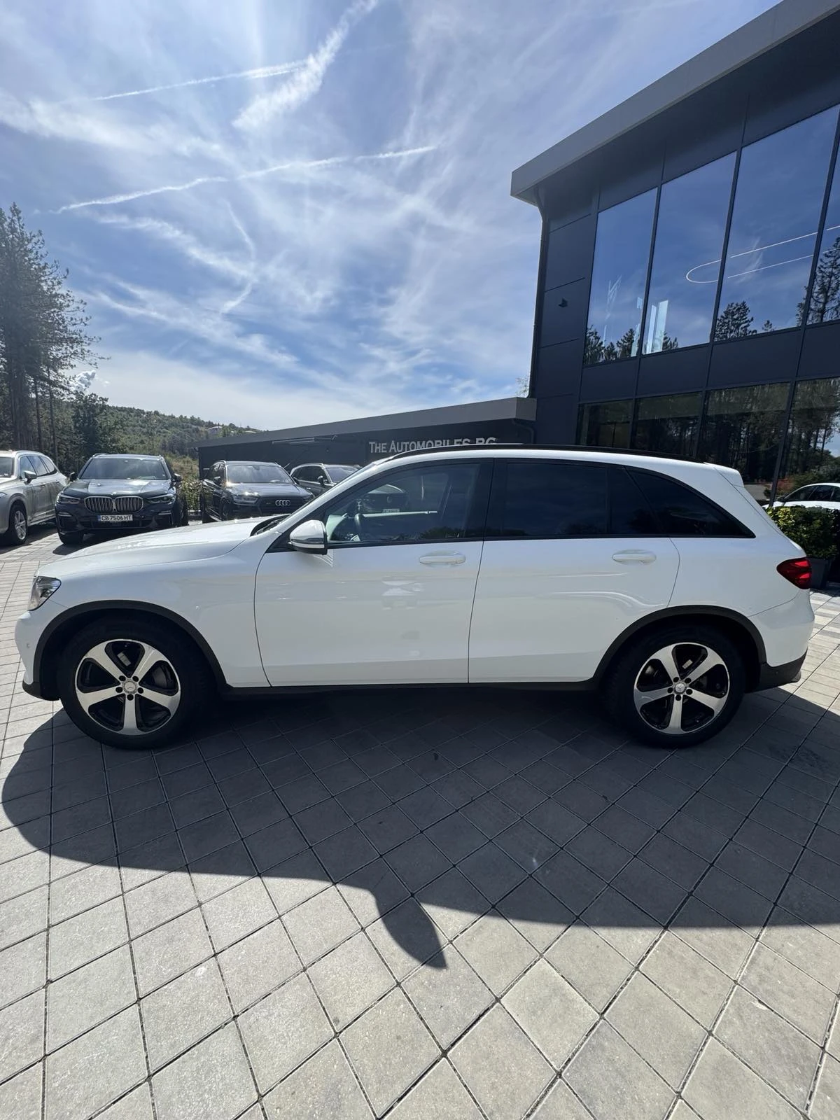 Mercedes-Benz GLC 220 4 Matic, снимка 4 - Автомобили и джипове - 56125264