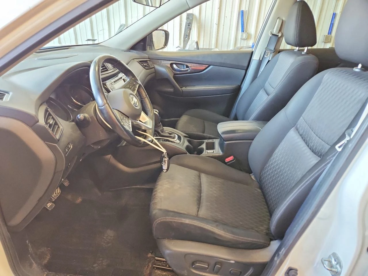 Nissan Rogue 2.5l Sv, снимка 7 - Автомобили и джипове - 56151268