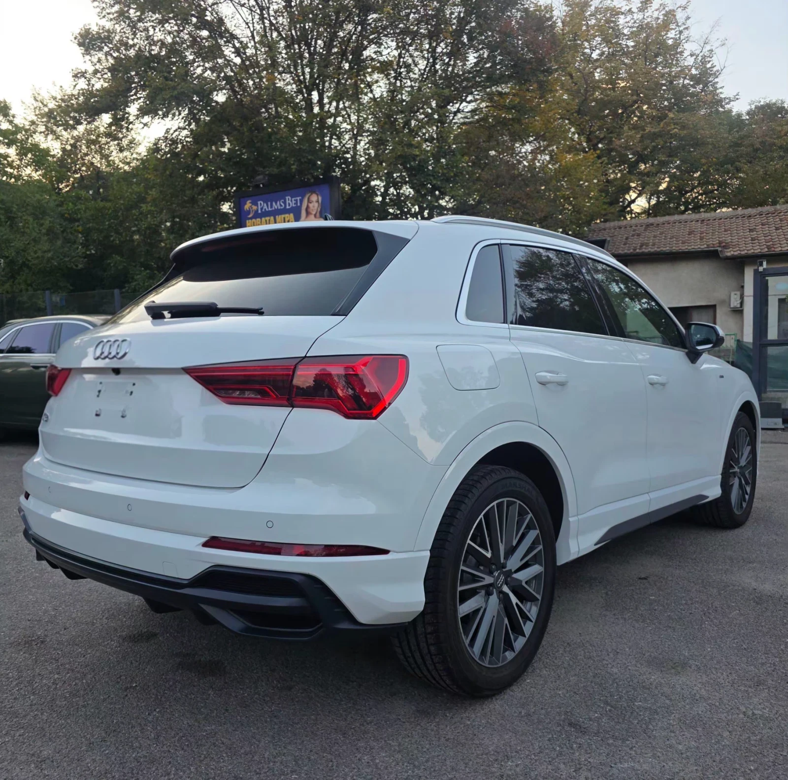 Audi Q3 TDI , снимка 6 - Автомобили и джипове - 56451318