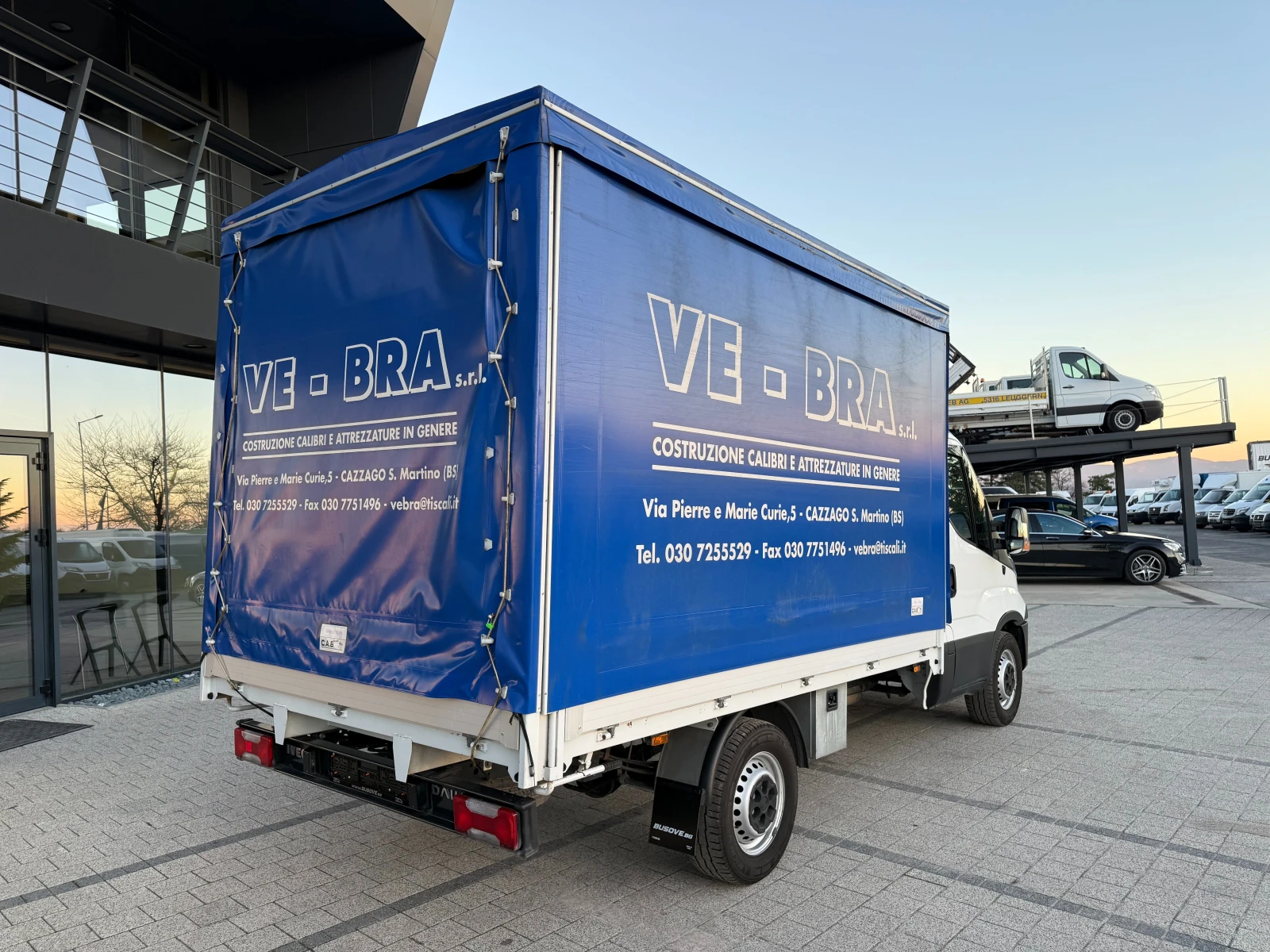 Iveco Daily 35-160 3.55м. 2-щори Клима Euro 6b - изображение 9