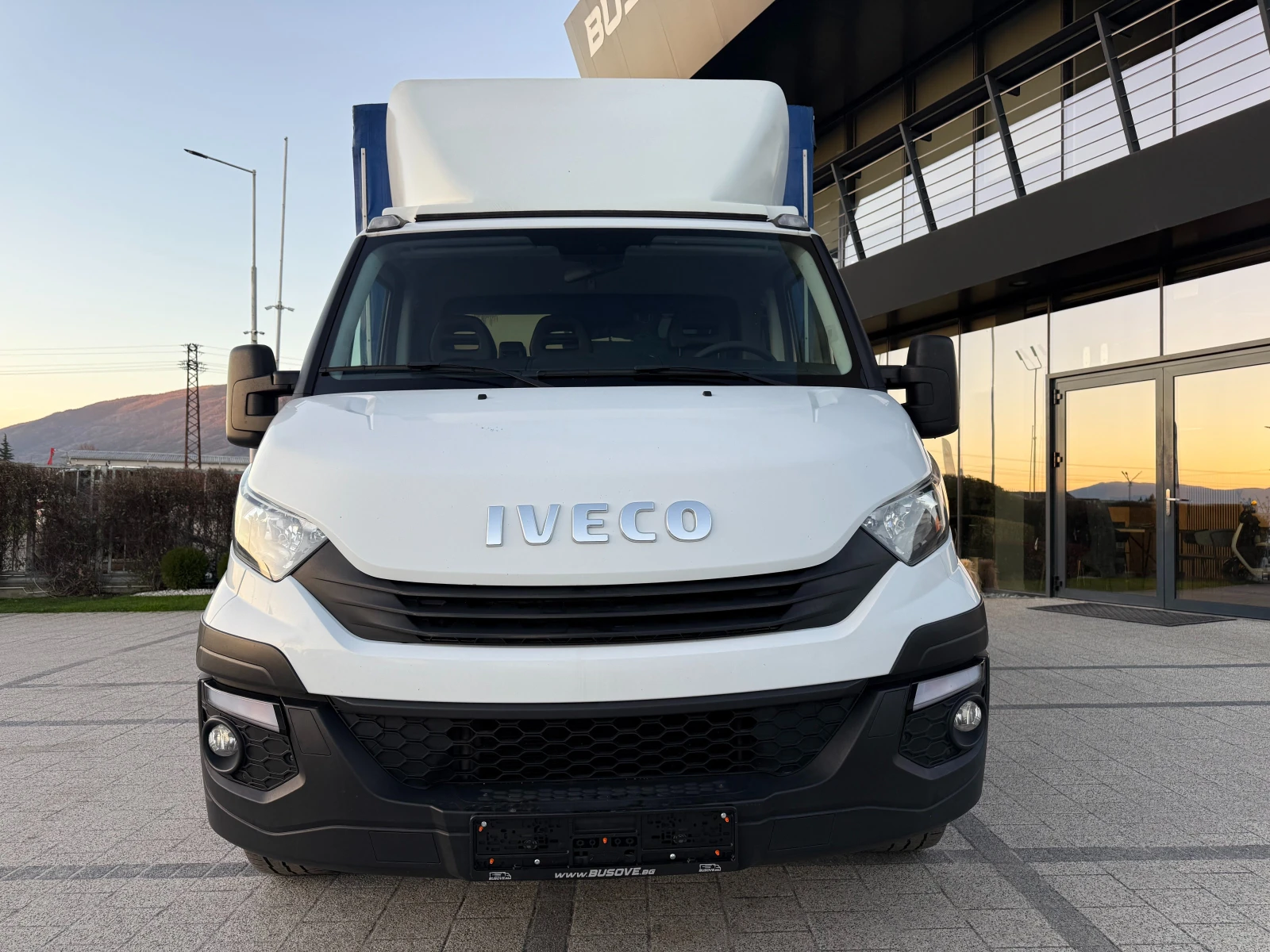 Iveco Daily 35-160 3.55м. 2-щори Клима Euro 6b - изображение 3