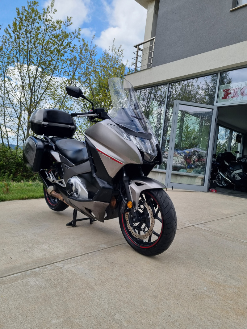 Honda Integra 2018 750i, снимка 2 - Мотоциклети и мототехника - 46356099