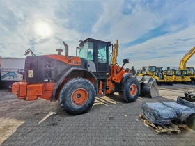 Челен товарач Hitachi ZW180-5B, снимка 1