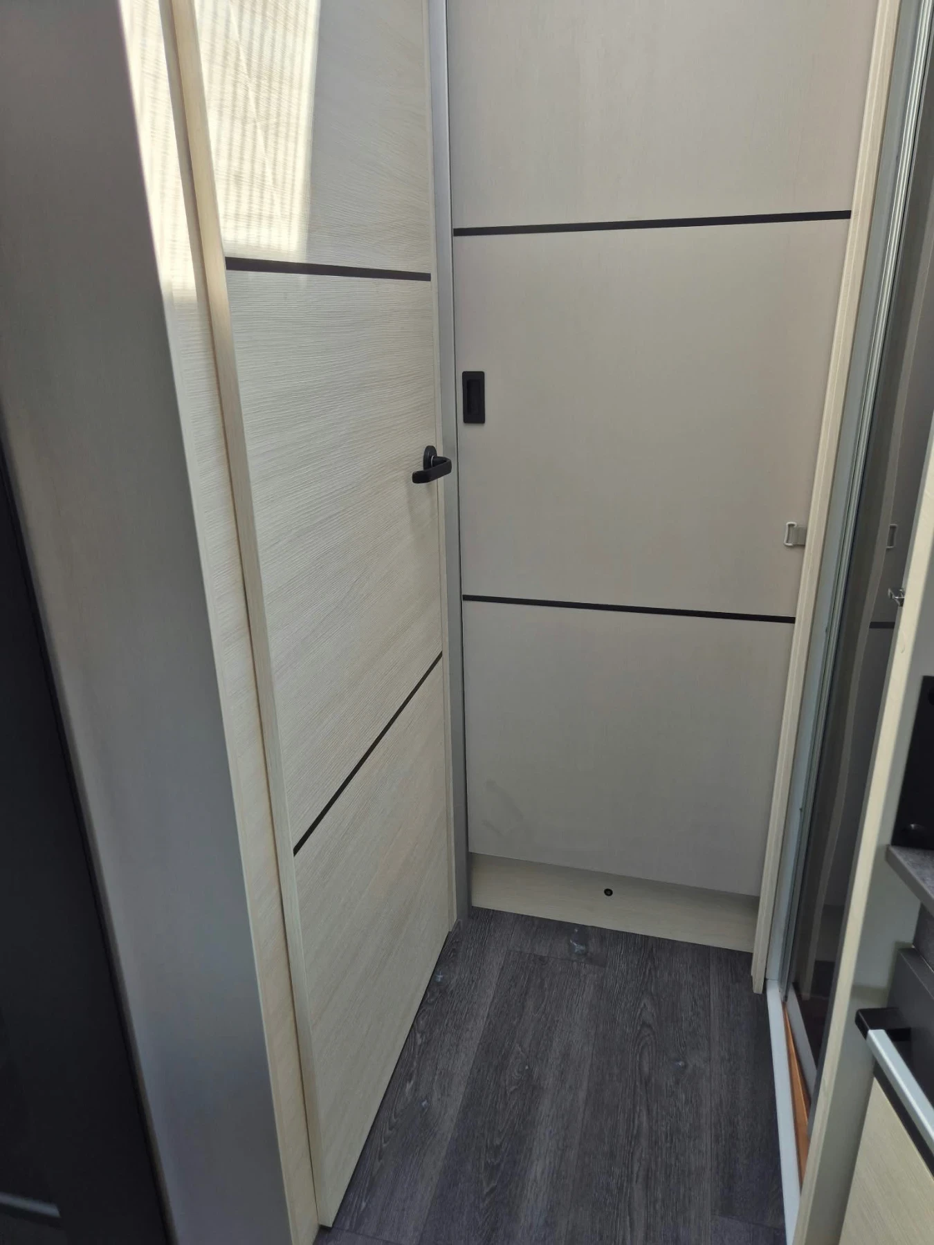 Кемпер Chausson Chausson 777 Unlimited Titanium , снимка 8 - Каравани и кемпери - 55989331