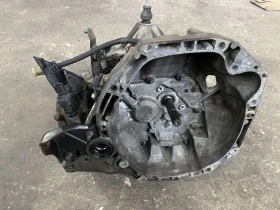Скоростна кутия за Dacia Nissan Renault - 1.5 dci, снимка 1