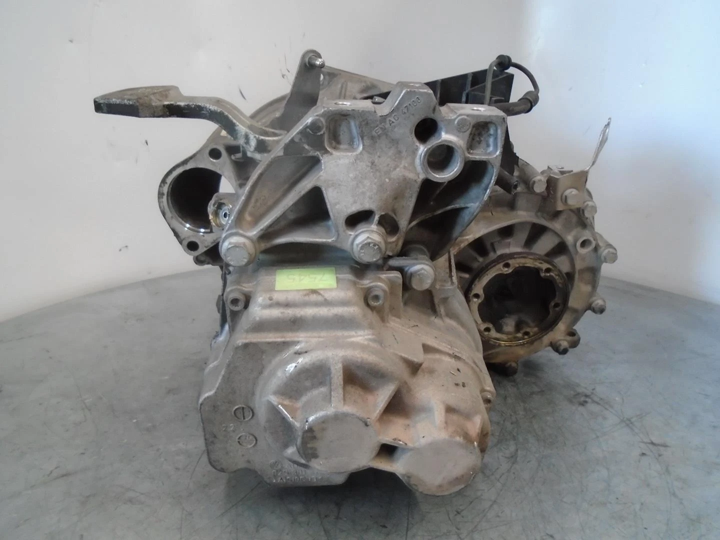   WV Touran Golf  - 2.0fsi 150cv JCK JYH JYL  | Mobile.bg   3