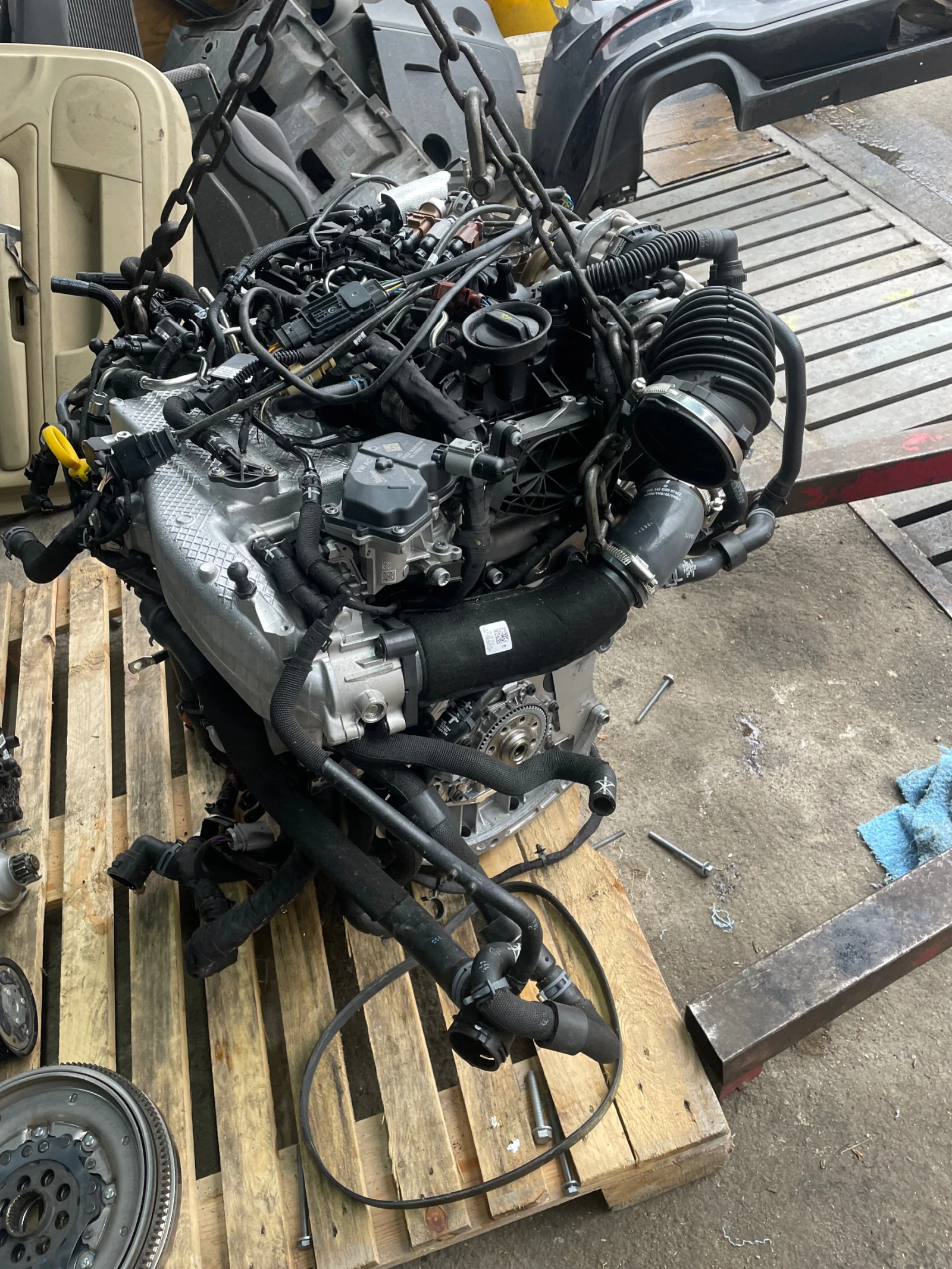     8 2.0 200 | Mobile.bg   2