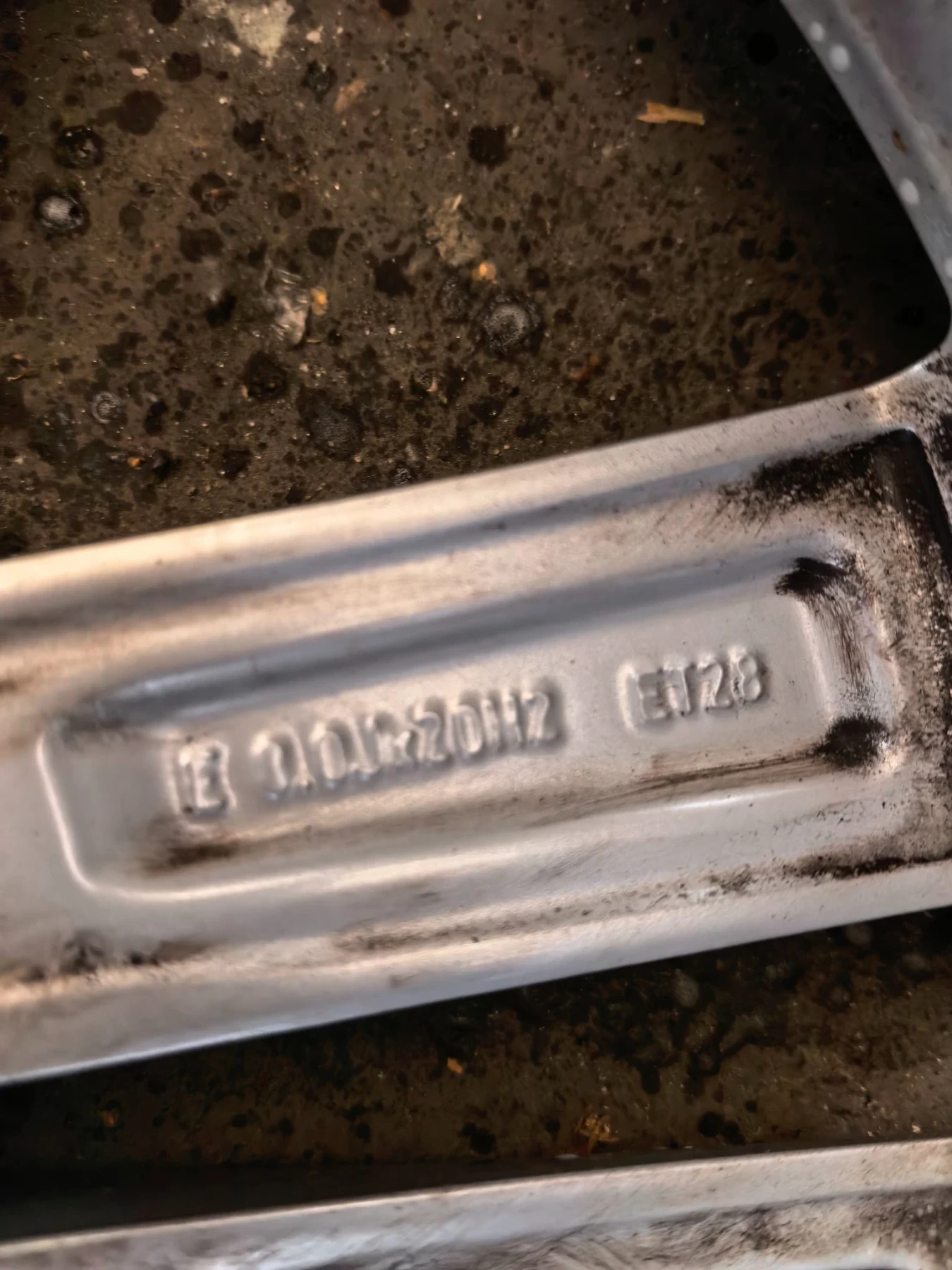Джанти за Audi, снимка 3 - Гуми и джанти - 55752409