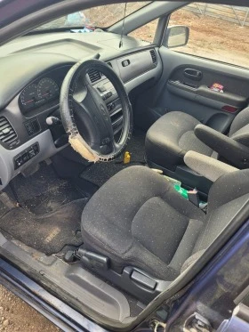 Hyundai Trajet 2.7i/на части , снимка 7