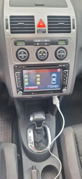 VW Touran 2.0 TDI 140hp DSG6 - 10600 лв. / 5419.69 € - 84263037 14