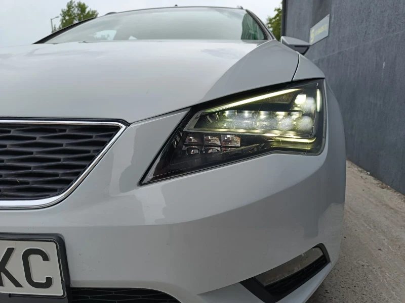 Seat Leon 1.6 TDi 110к.с. FULL LED EURO 6, снимка 10 - Автомобили и джипове - 46547846